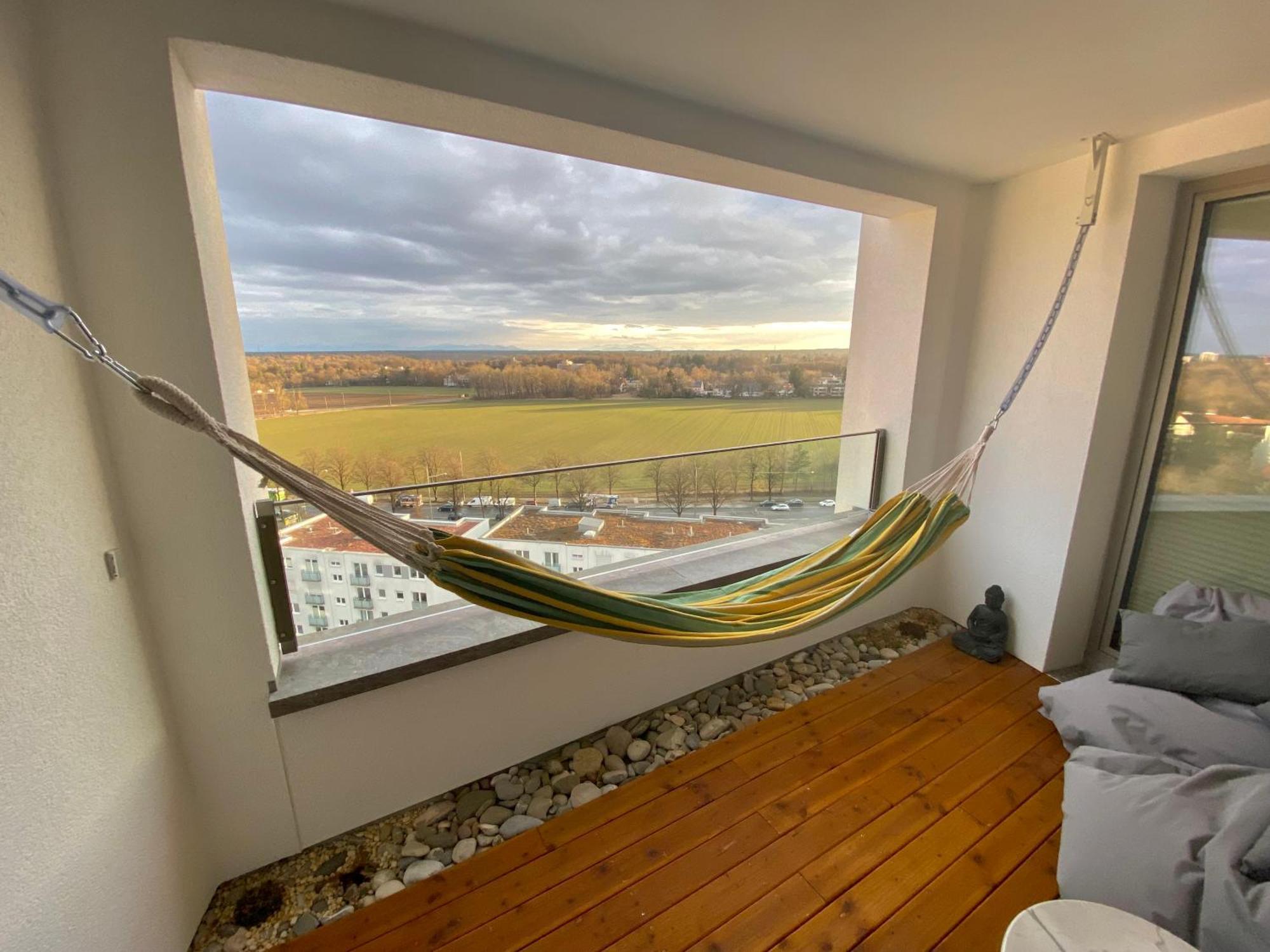 Alpen-Panorama Suite - Einzigartige Privatsuite Hoch Ueber Muenchen, 12Tes Og, Alpenblick, Loggia, Whirlpool, 15 Minuten Zum Zentrum, Ruhe Und Erholung In Der Stadt Muenchen Fuer Privat Und Geschaeftlich Reisende Exteriér fotografie